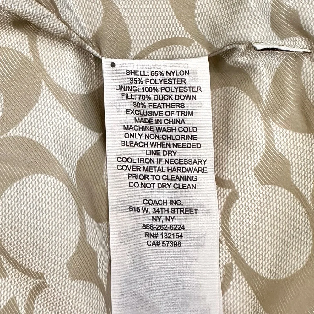 Coach Women’s Down Hooded Puffer Vest, Off White, Size Medium